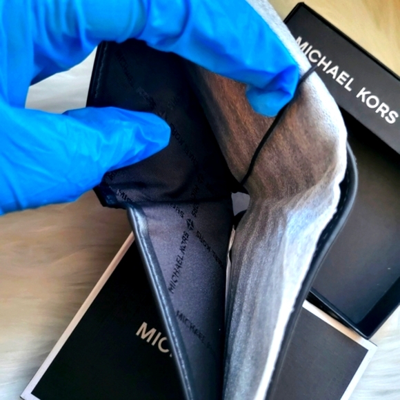 NWT Michael Kors Jet Set Men's Slim Billfold Wallet in a Gift Box $98 - Picture 8 of 17